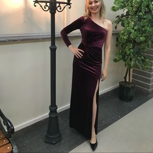 Beautiful Marciano Maxi dress